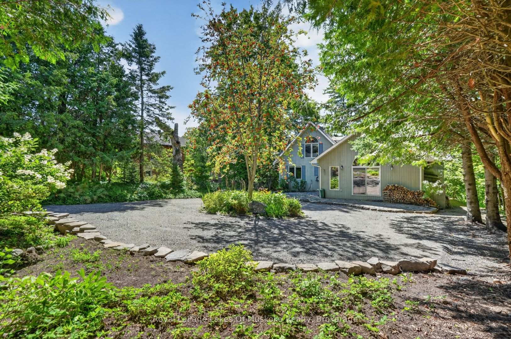 Photo 48 of 40 Entrance Drive, Bracebridge — HOMEH