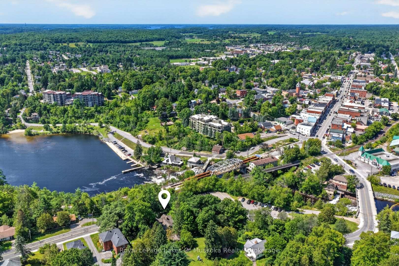 Photo 62 of 40 Entrance Drive, Bracebridge — HOMEH