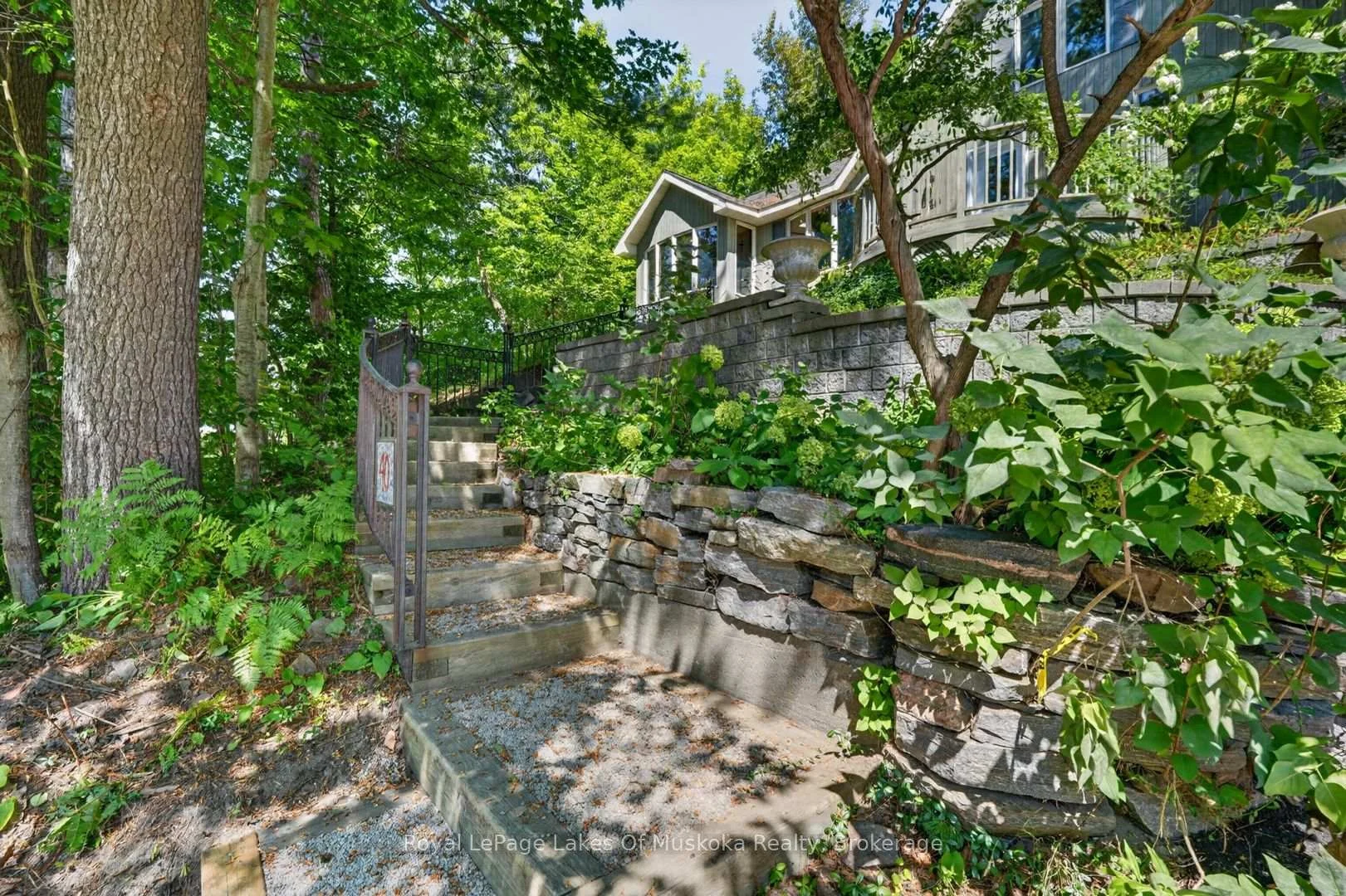 Photo 59 of 40 Entrance Drive, Bracebridge — HOMEH