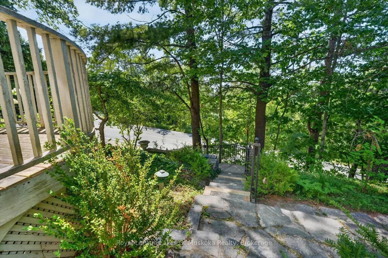 Photo 66 of 40 Entrance Drive, Bracebridge — HOMEH