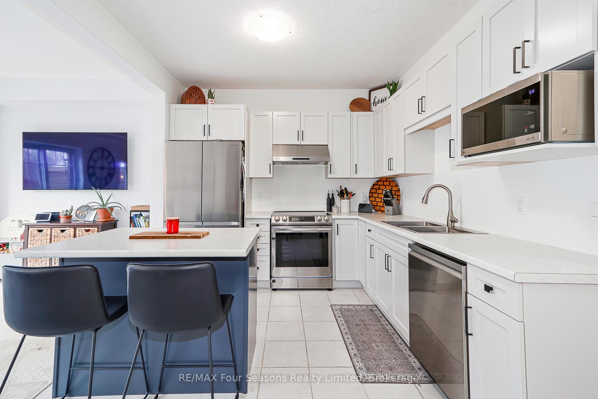 Photo 9 of 25 Shipley Avenue, Collingwood — HOMEH