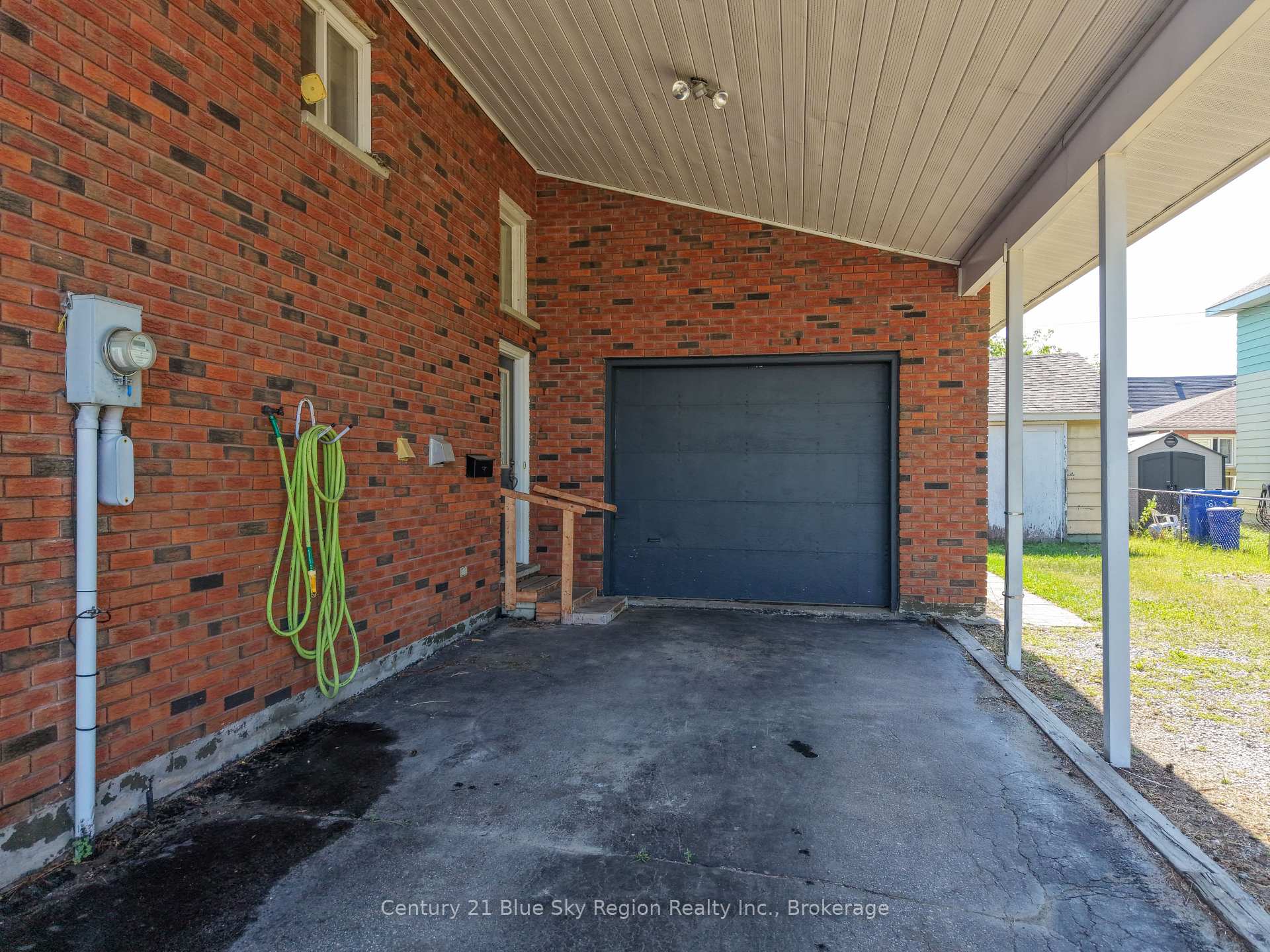 Photo 5 of 268 Levesque Street, West Nipissing, Sturgeon Falls — HOMEH