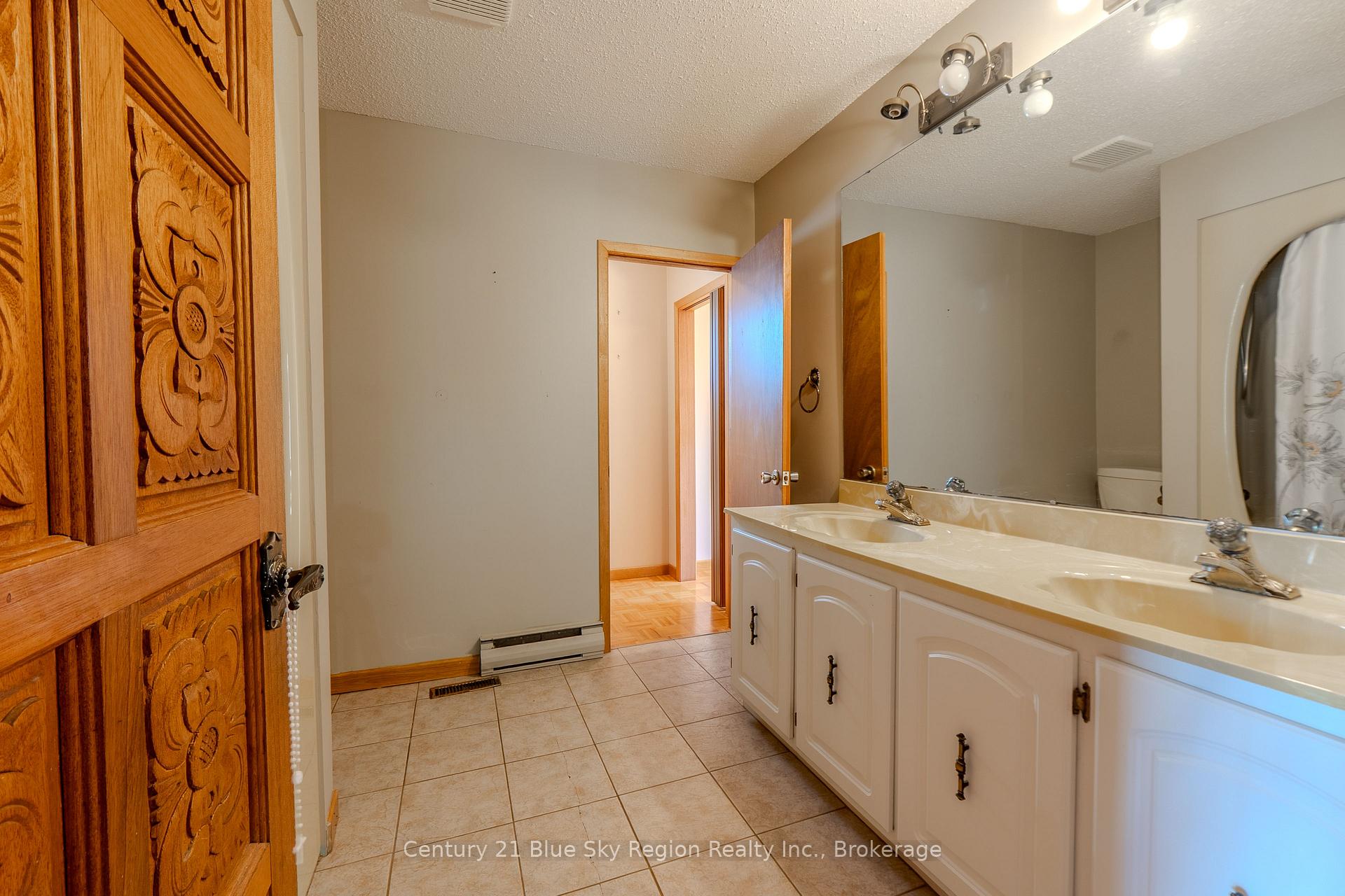 Photo 20 of 268 Levesque Street, West Nipissing, Sturgeon Falls — HOMEH