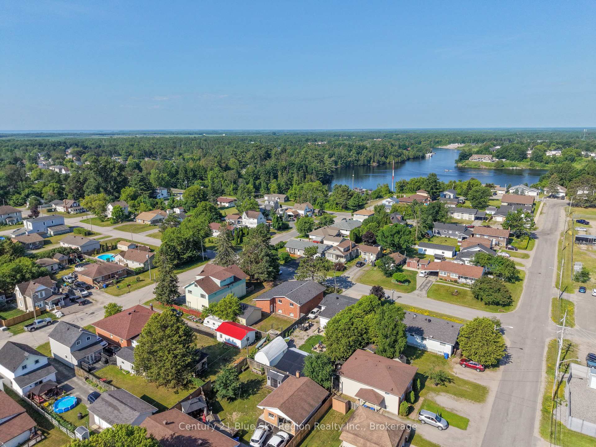 Photo 46 of 268 Levesque Street, West Nipissing, Sturgeon Falls — HOMEH