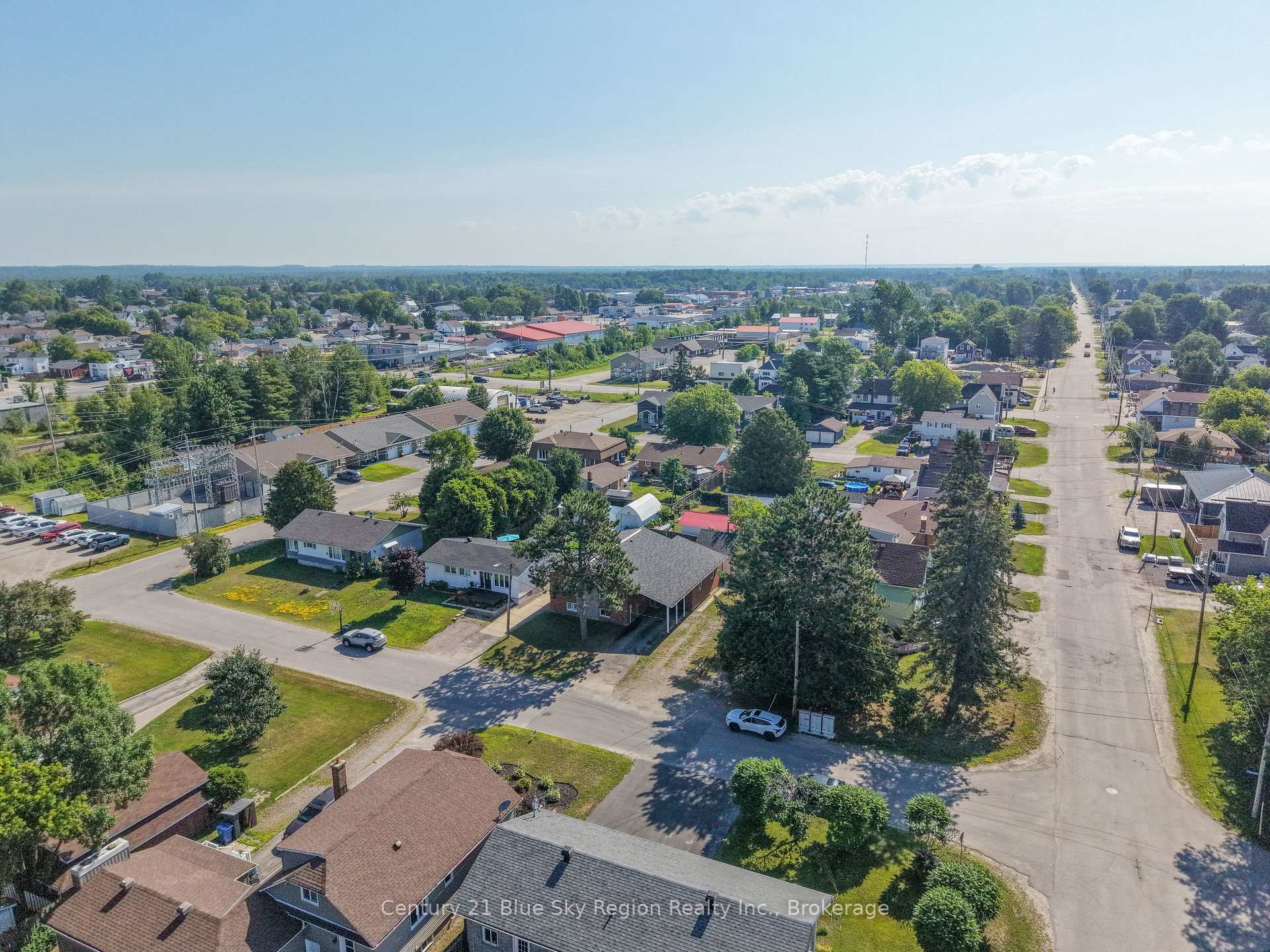 Photo 48 of 268 Levesque Street, West Nipissing, Sturgeon Falls — HOMEH