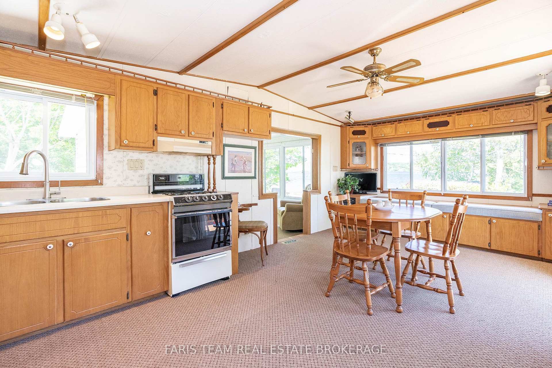 Photo 4 of 79 Stans Circle, Midland — HOMEH