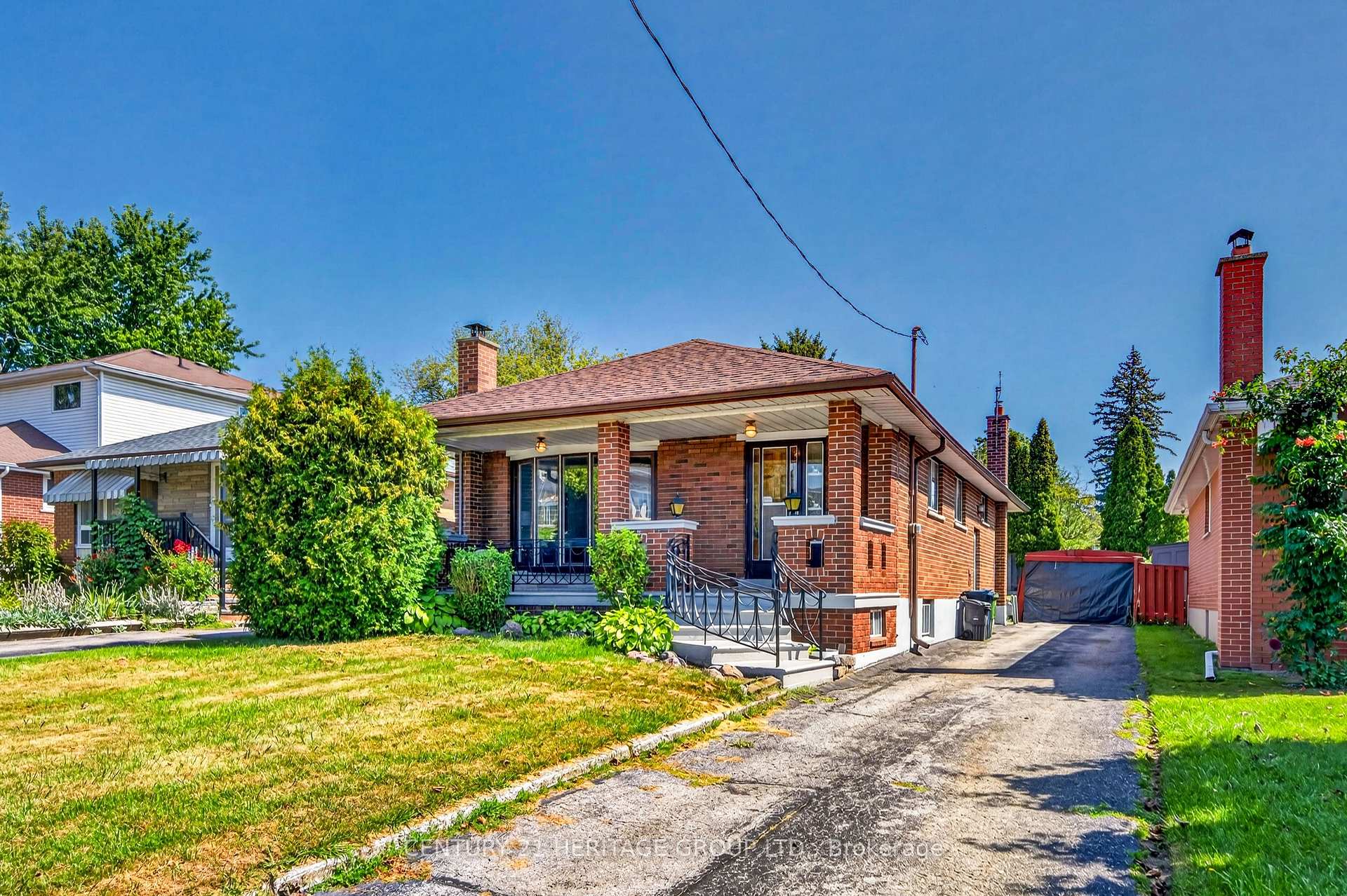 Photo 1 of 33 Jeanette Street, Scarborough, Cliffcrest — HOMEH