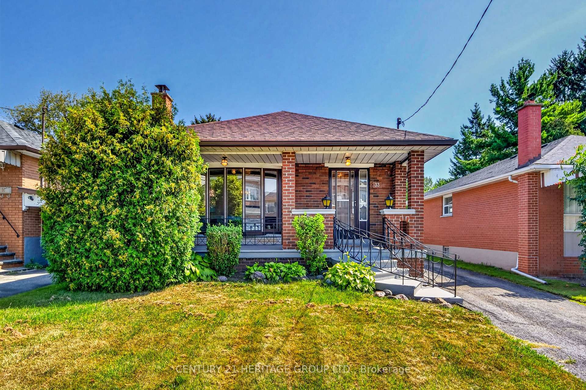 Photo 2 of 33 Jeanette Street, Scarborough, Cliffcrest — HOMEH