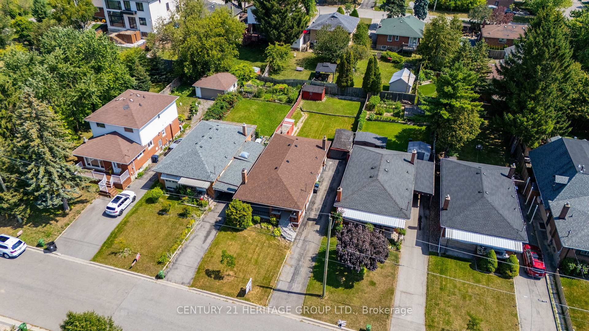 Photo 6 of 33 Jeanette Street, Scarborough, Cliffcrest — HOMEH
