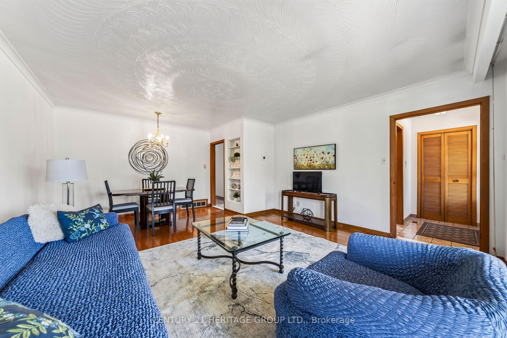 Photo 8 of 33 Jeanette Street, Scarborough, Cliffcrest — HOMEH