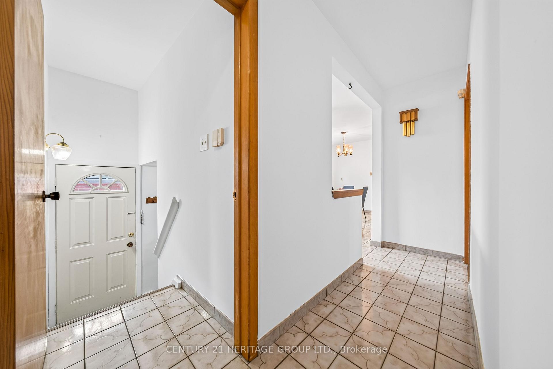 Photo 18 of 33 Jeanette Street, Scarborough, Cliffcrest — HOMEH