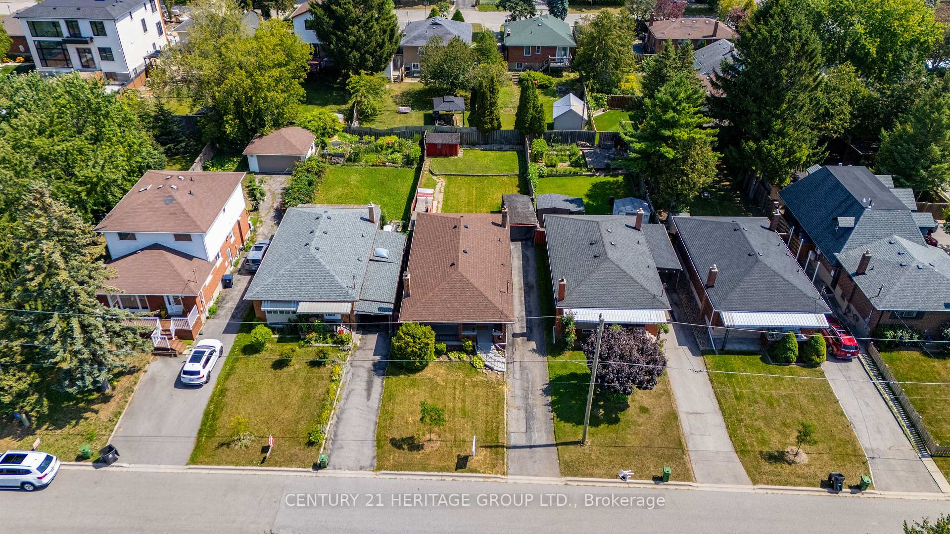 Photo 32 of 33 Jeanette Street, Scarborough, Cliffcrest — HOMEH