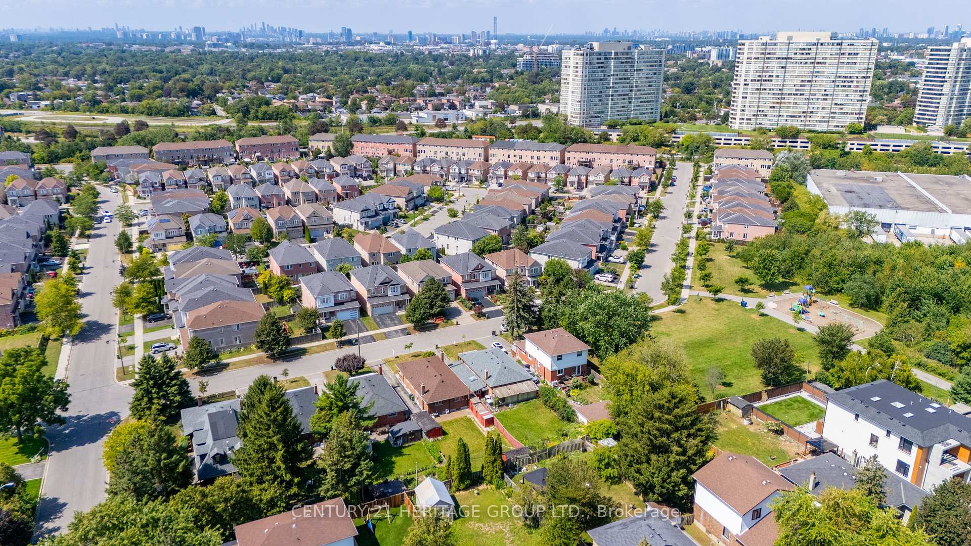 Photo 35 of 33 Jeanette Street, Scarborough, Cliffcrest — HOMEH