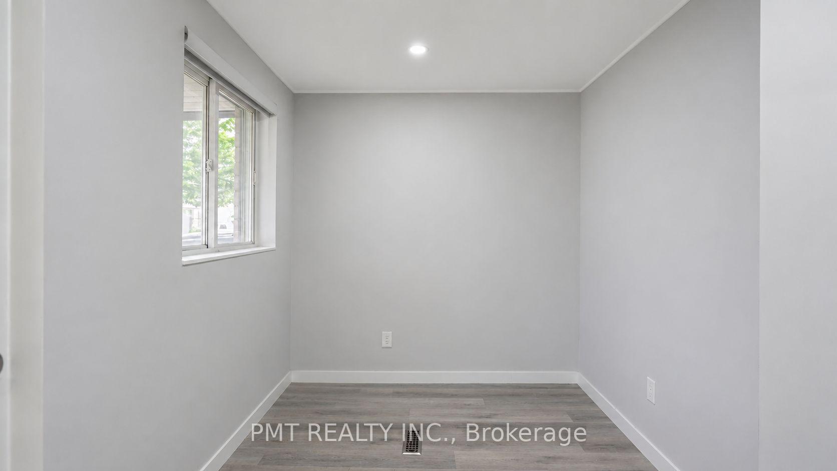 Photo 3 of 109 Nassau Street, Oshawa, Vanier — HOMEH