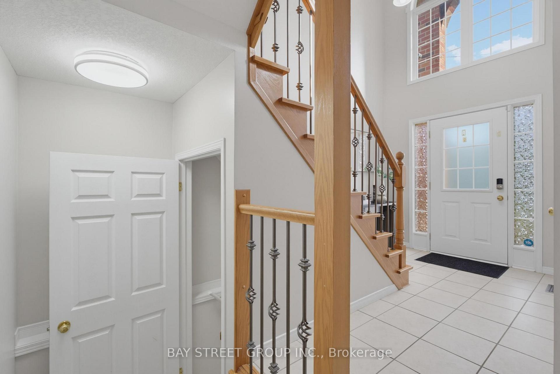 Photo 4 of 1898 Blackwater Road, London, North C — HOMEH