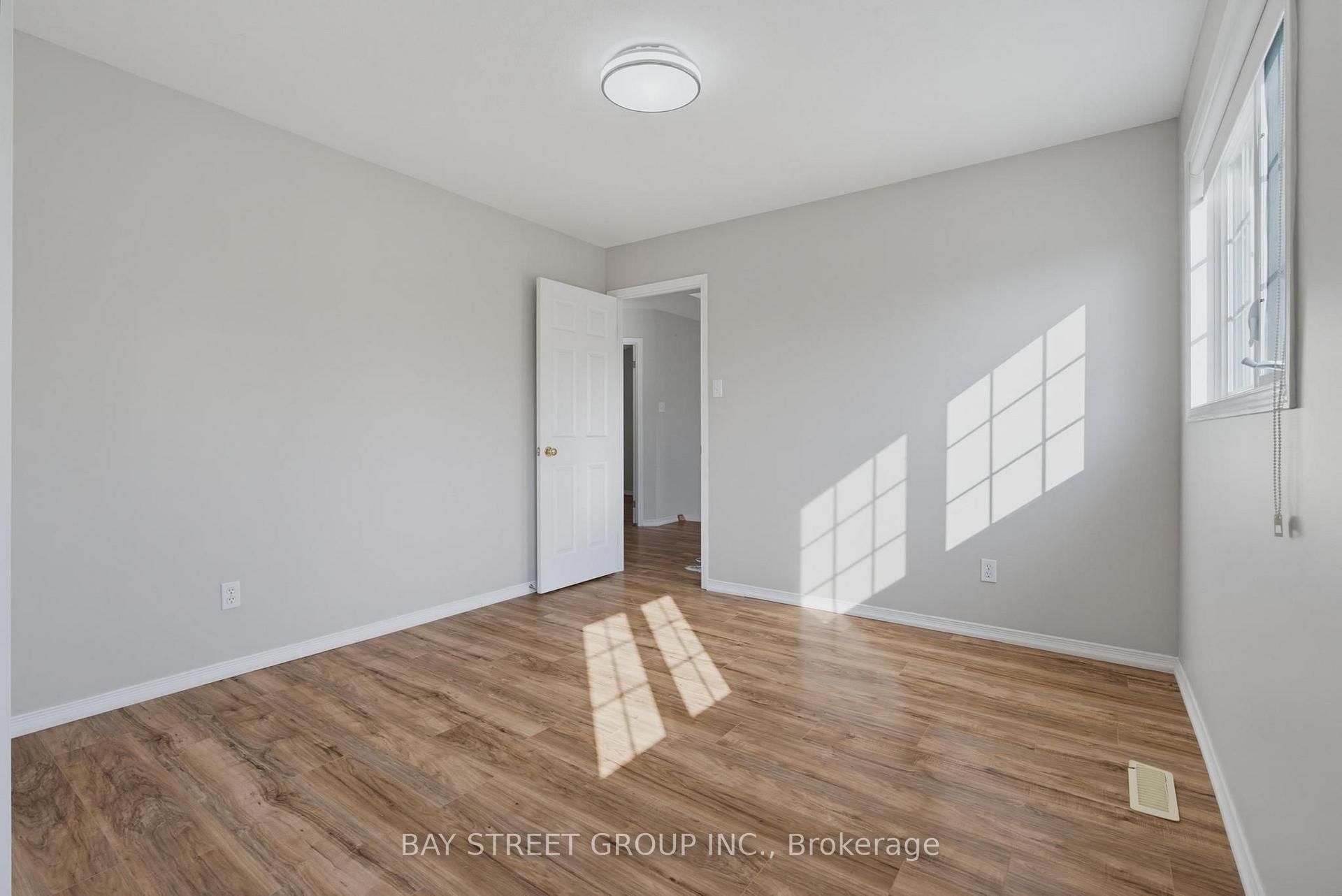 Photo 25 of 1898 Blackwater Road, London, North C — HOMEH