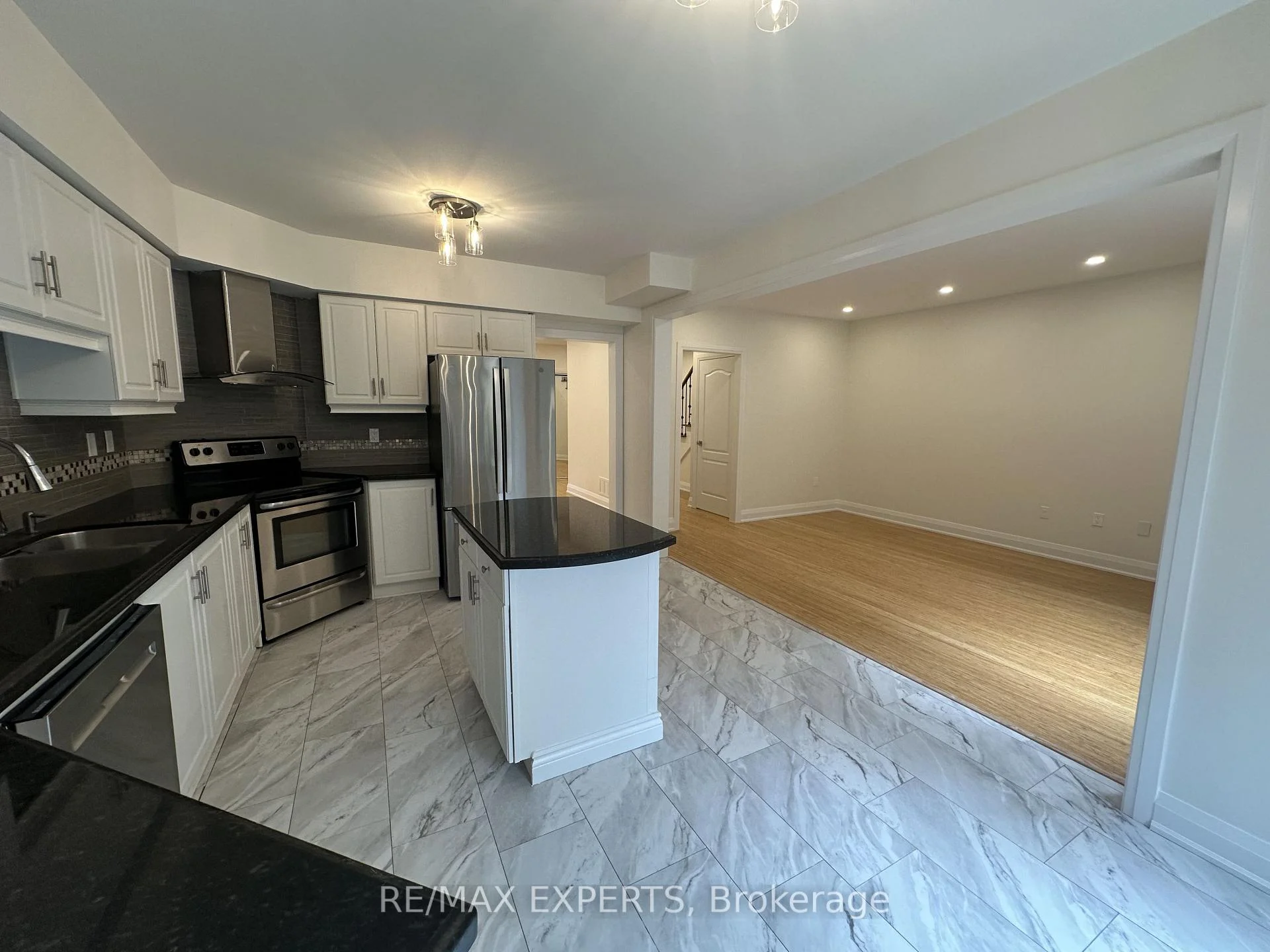 Photo 45 of 249 Rushbrook Drive, Newmarket, Summerhill Estates — HOMEH
