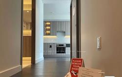 Photo 4 of Unit 912, 95 McMahon Drive, North York, Bayview Village — HOMEH