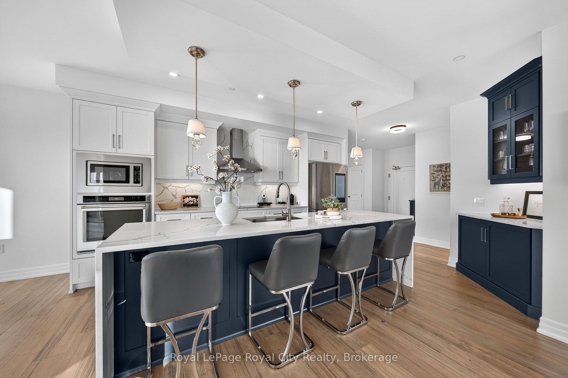 Photo 10 of Unit 305, 1880 Gordon Street, Guelph, Pineridge/Westminster Woods — HOMEH