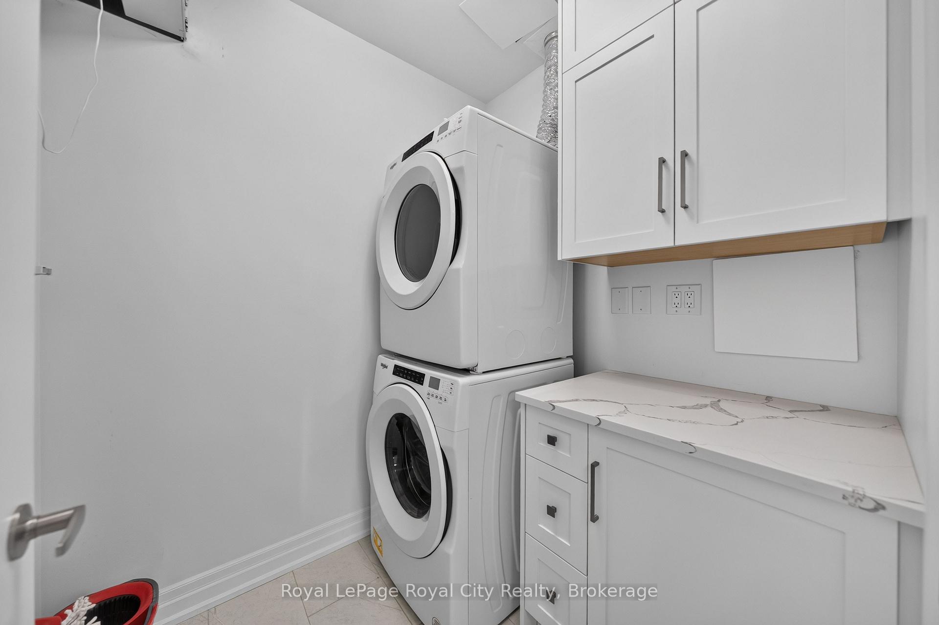 Photo 37 of Unit 305, 1880 Gordon Street, Guelph, Pineridge/Westminster Woods — HOMEH
