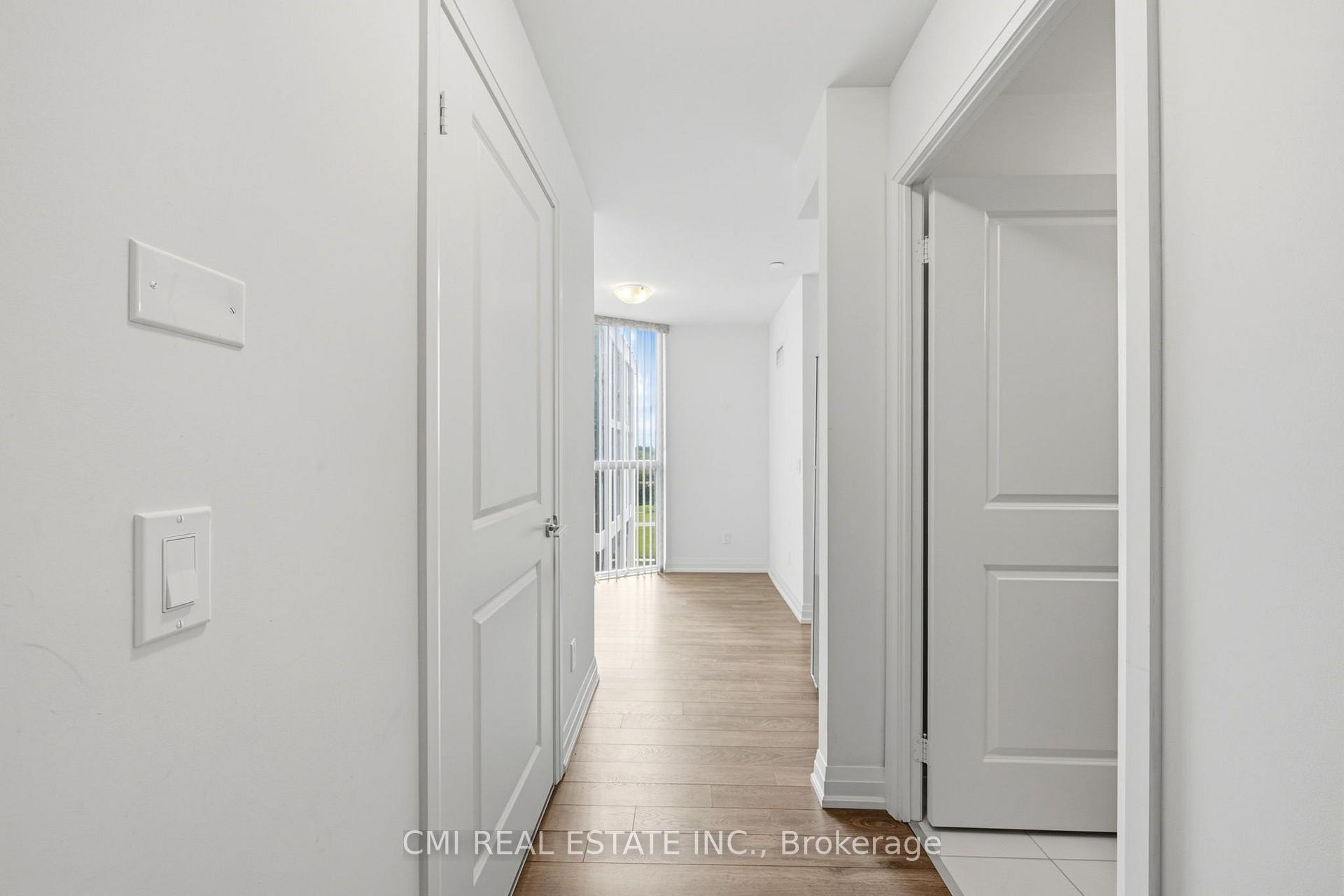 Photo 5 of Unit 611, 10 Meadowglen Place, Scarborough, Woburn — HOMEH
