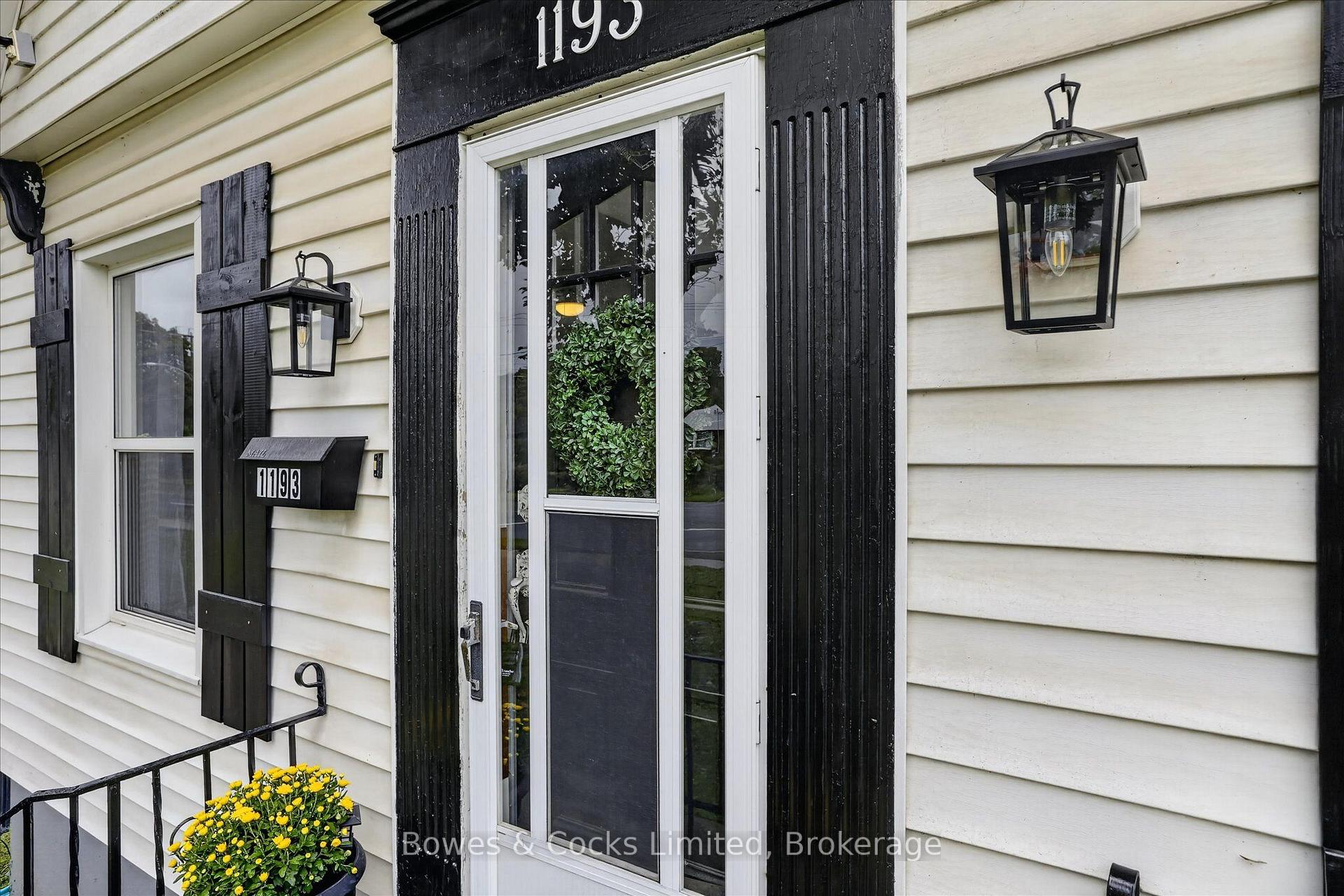 Photo 5 of 1193 Clonsilla Avenue, Peterborough, Town Ward 3 — HOMEH