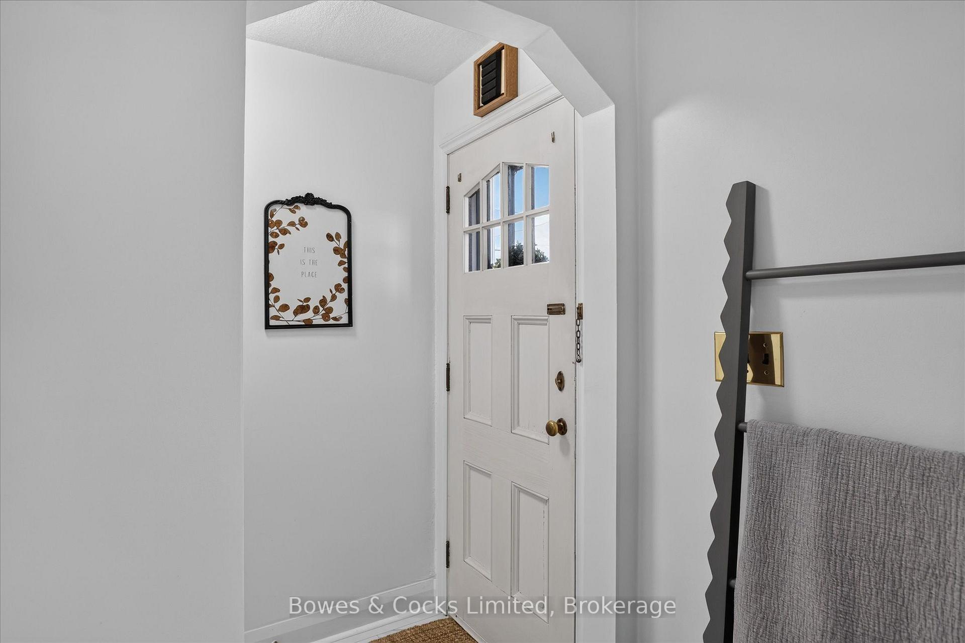Photo 6 of 1193 Clonsilla Avenue, Peterborough, Town Ward 3 — HOMEH