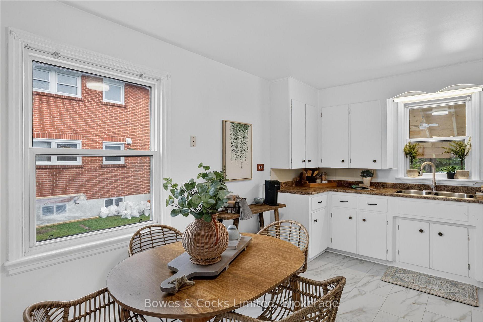 Photo 11 of 1193 Clonsilla Avenue, Peterborough, Town Ward 3 — HOMEH