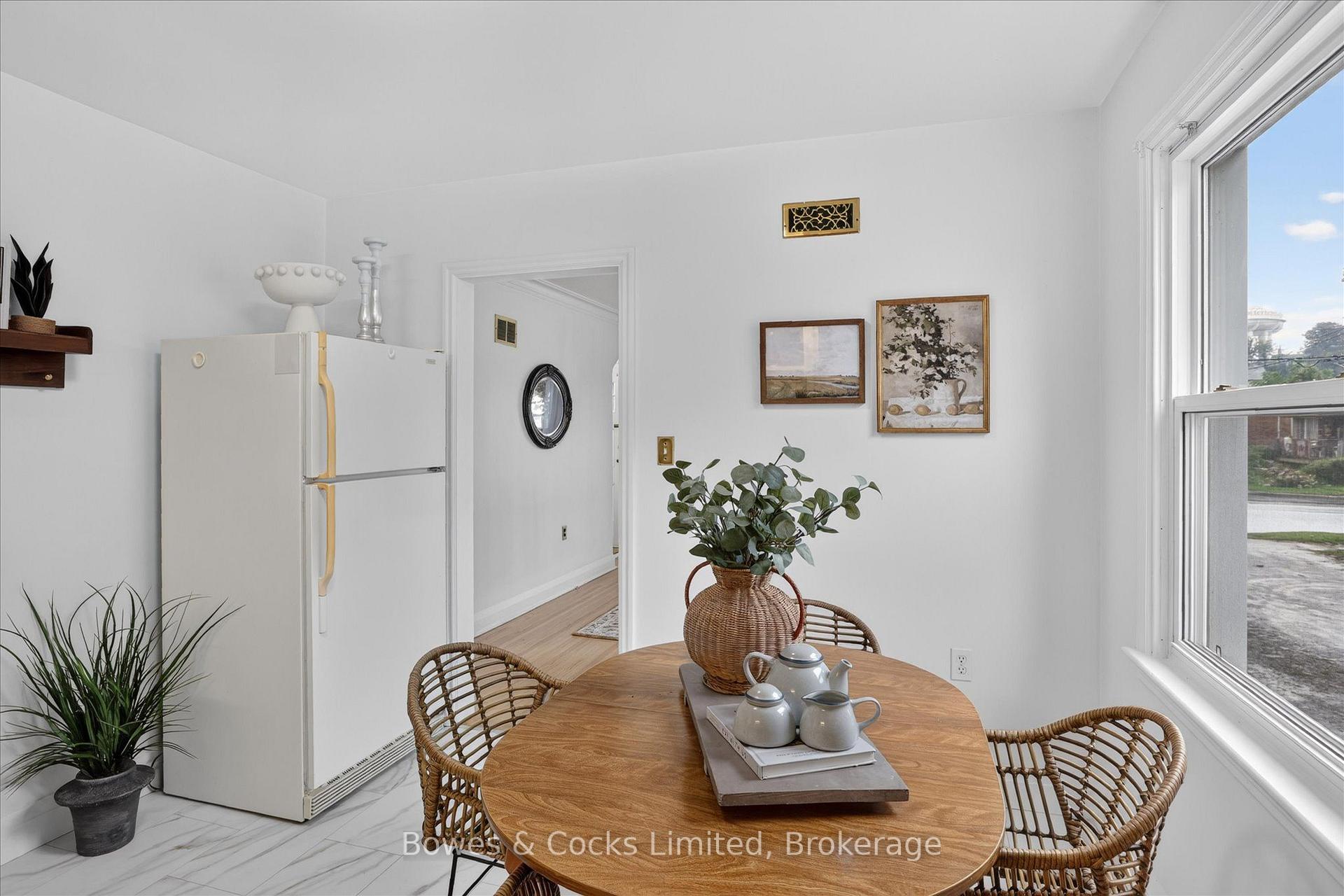 Photo 18 of 1193 Clonsilla Avenue, Peterborough, Town Ward 3 — HOMEH