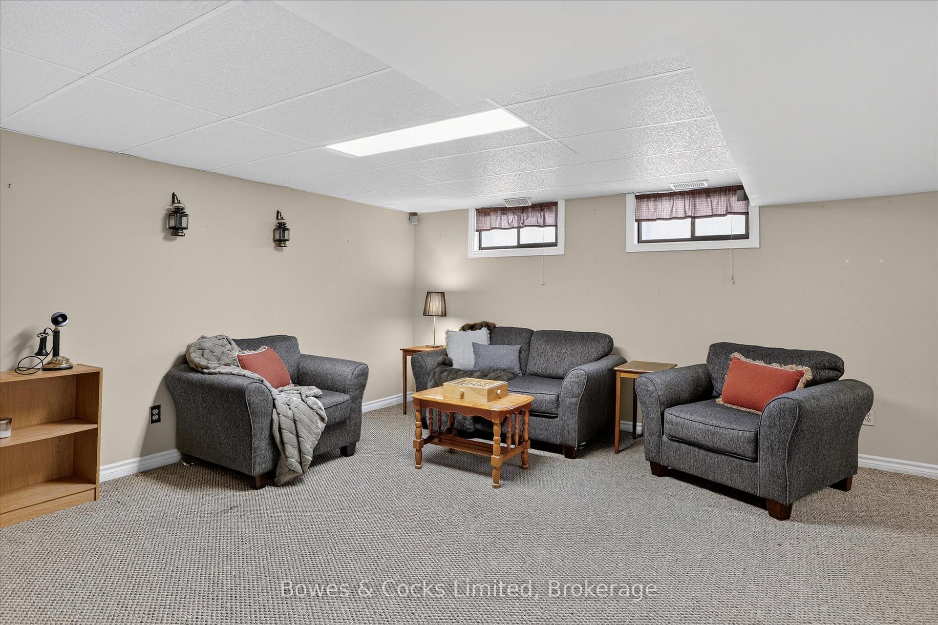 Photo 32 of 1193 Clonsilla Avenue, Peterborough, Town Ward 3 — HOMEH