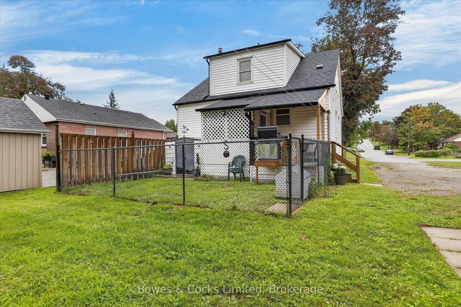 Photo 43 of 1193 Clonsilla Avenue, Peterborough, Town Ward 3 — HOMEH