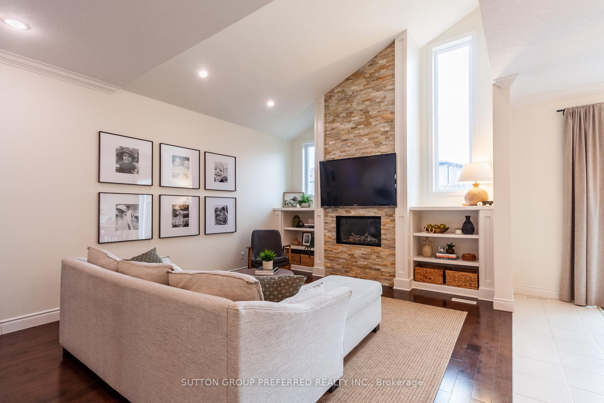 Photo 14 of 6685 Navin Crescent, London, South V — HOMEH