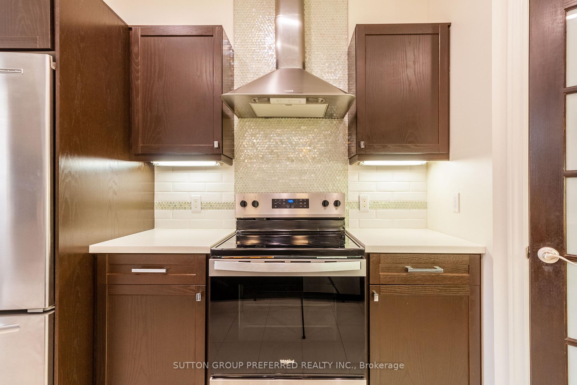 Photo 20 of 6685 Navin Crescent, London, South V — HOMEH