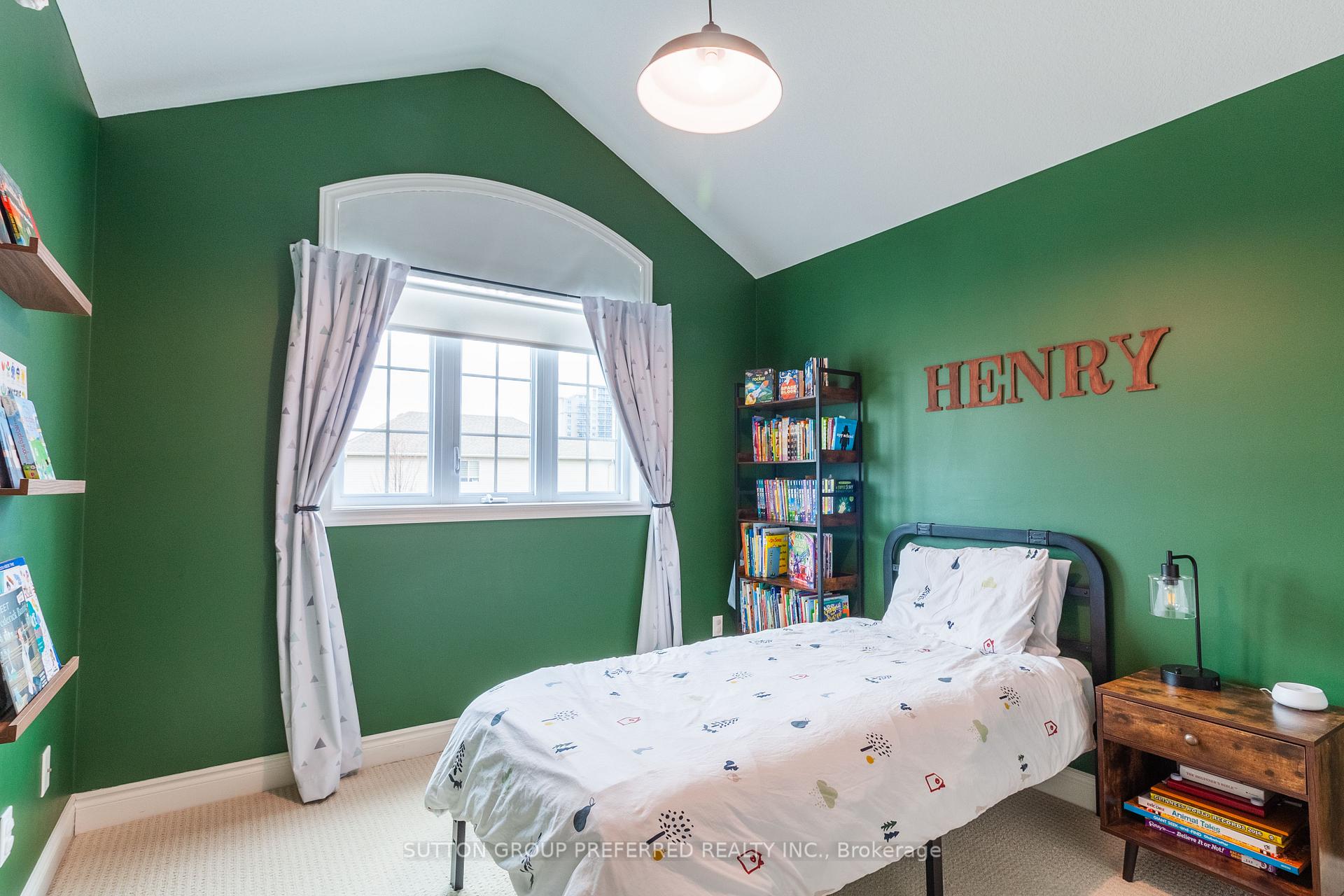 Photo 32 of 6685 Navin Crescent, London, South V — HOMEH