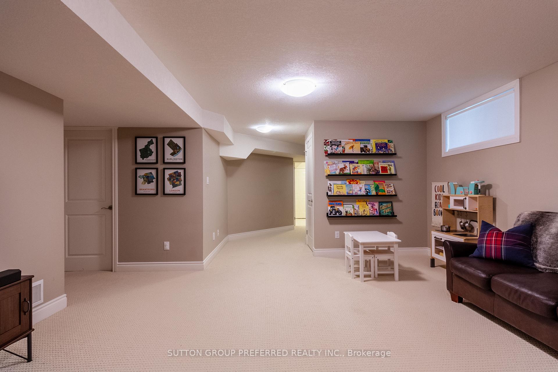 Photo 41 of 6685 Navin Crescent, London, South V — HOMEH