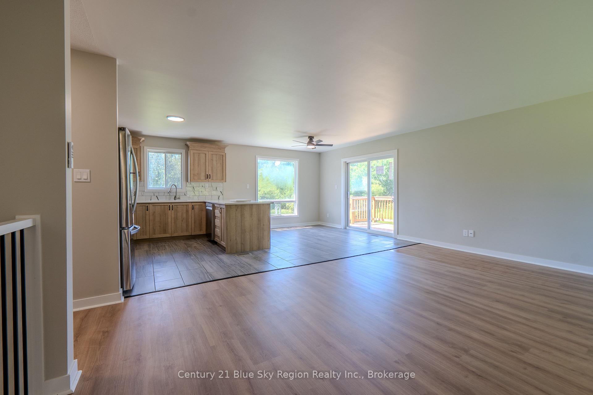 Photo 19 of 418 Laurier Street, Bonfield — HOMEH