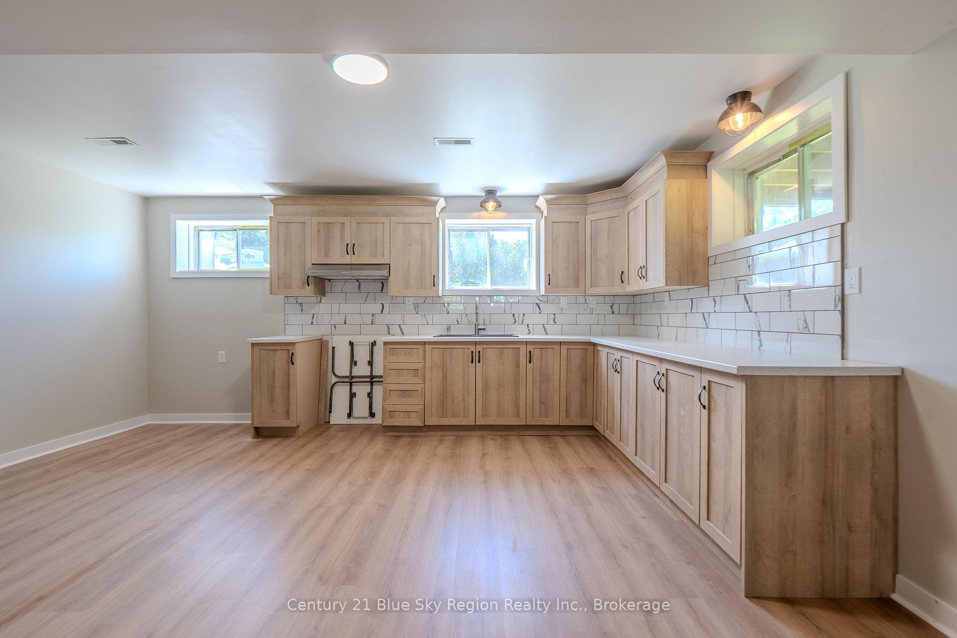 Photo 30 of 418 Laurier Street, Bonfield — HOMEH