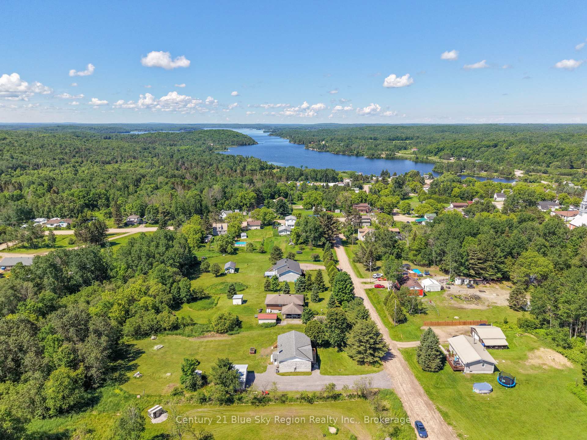 Photo 44 of 418 Laurier Street, Bonfield — HOMEH