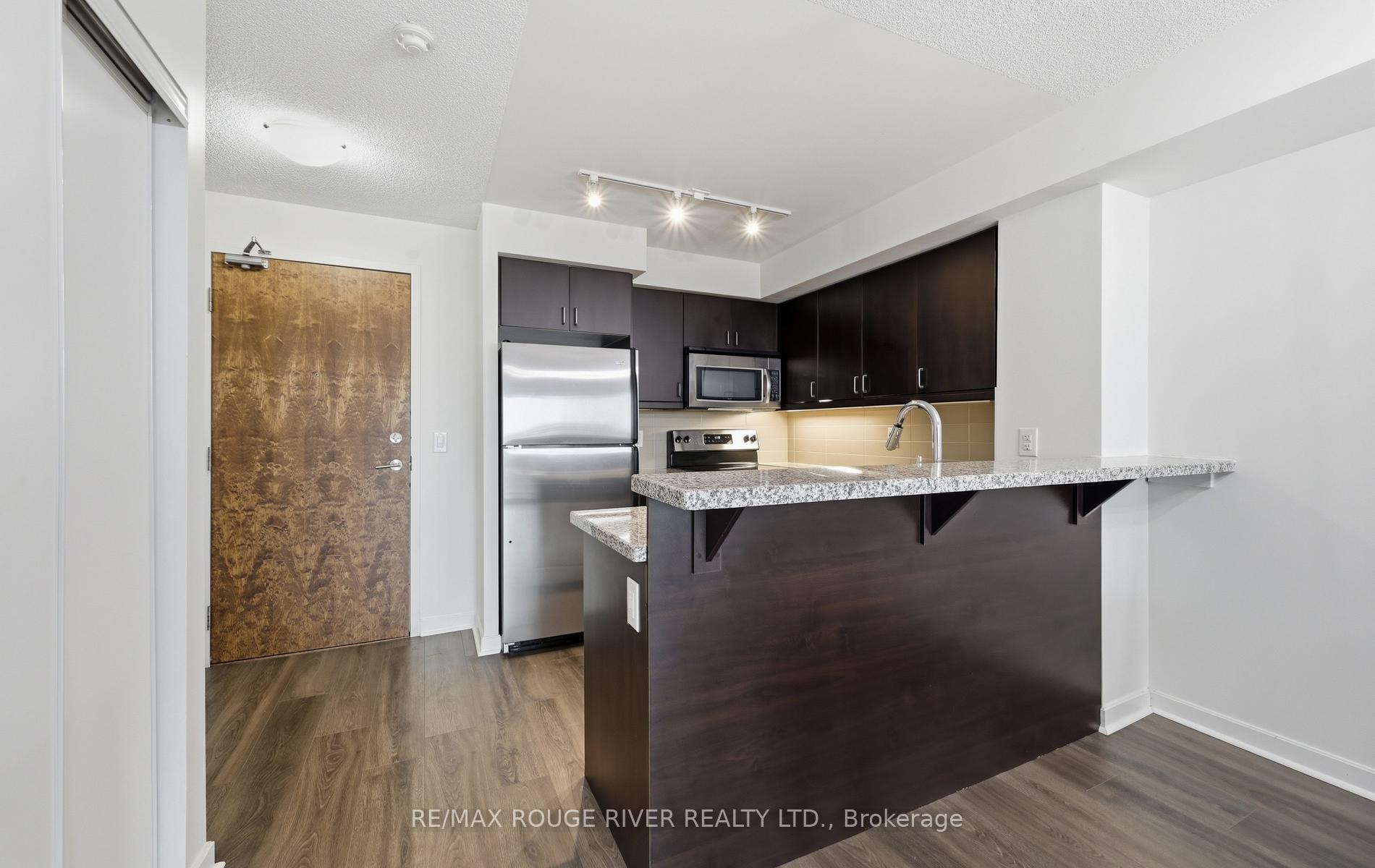 Photo 5 of Unit 414, 1235 Bayly Street, Pickering, Bay Ridges — HOMEH
