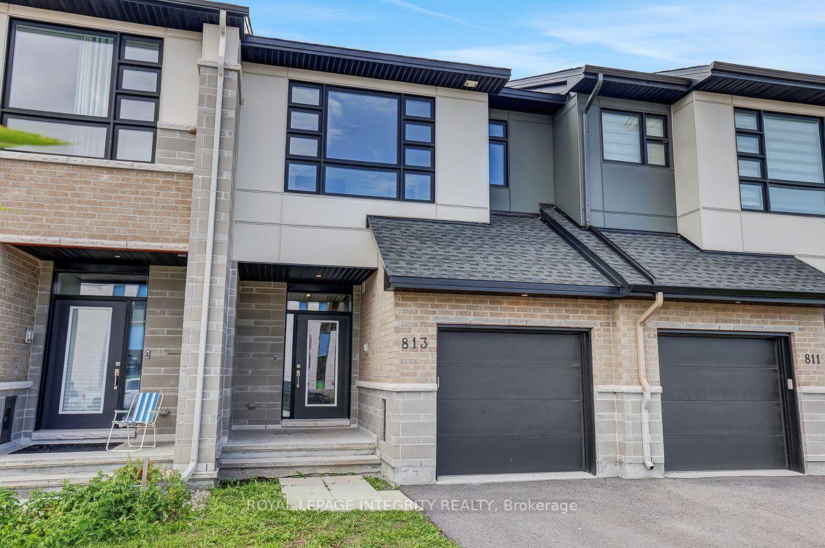 Photo 2 of 813 Brian Good Avenue, Ottawa, Riverside South/Gloucester Glen — HOMEH