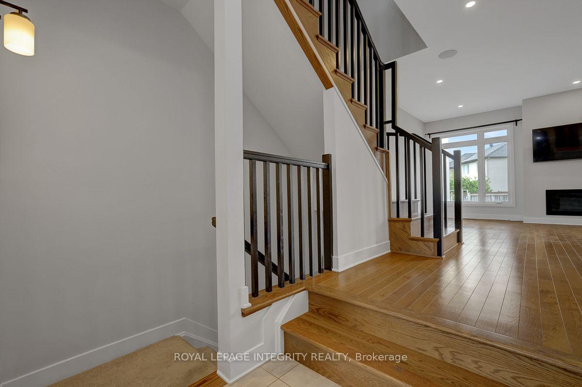Photo 6 of 813 Brian Good Avenue, Ottawa, Riverside South/Gloucester Glen — HOMEH
