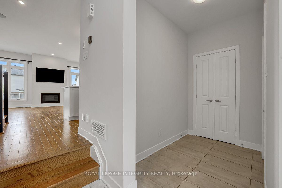 Photo 20 of 813 Brian Good Avenue, Ottawa, Riverside South/Gloucester Glen — HOMEH