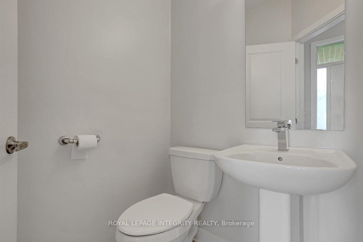 Photo 21 of 813 Brian Good Avenue, Ottawa, Riverside South/Gloucester Glen — HOMEH