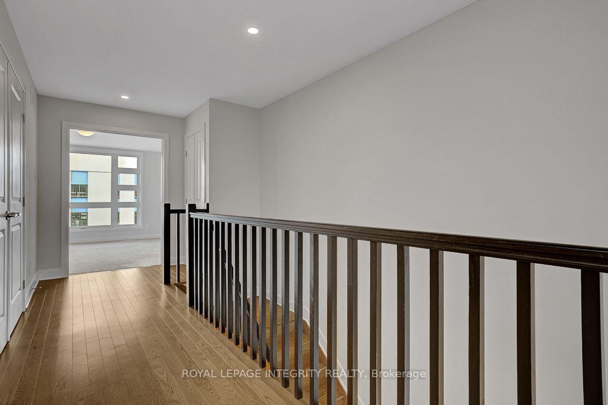 Photo 23 of 813 Brian Good Avenue, Ottawa, Riverside South/Gloucester Glen — HOMEH
