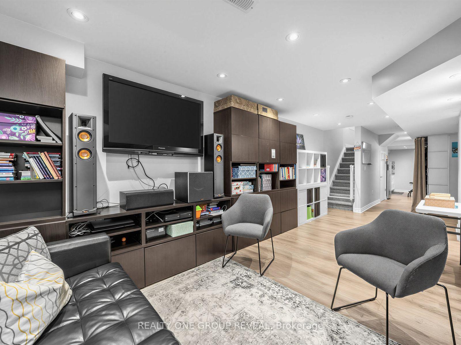 Photo 17 of 6122 Coxswain Crescent, Mississauga, East Credit — HOMEH