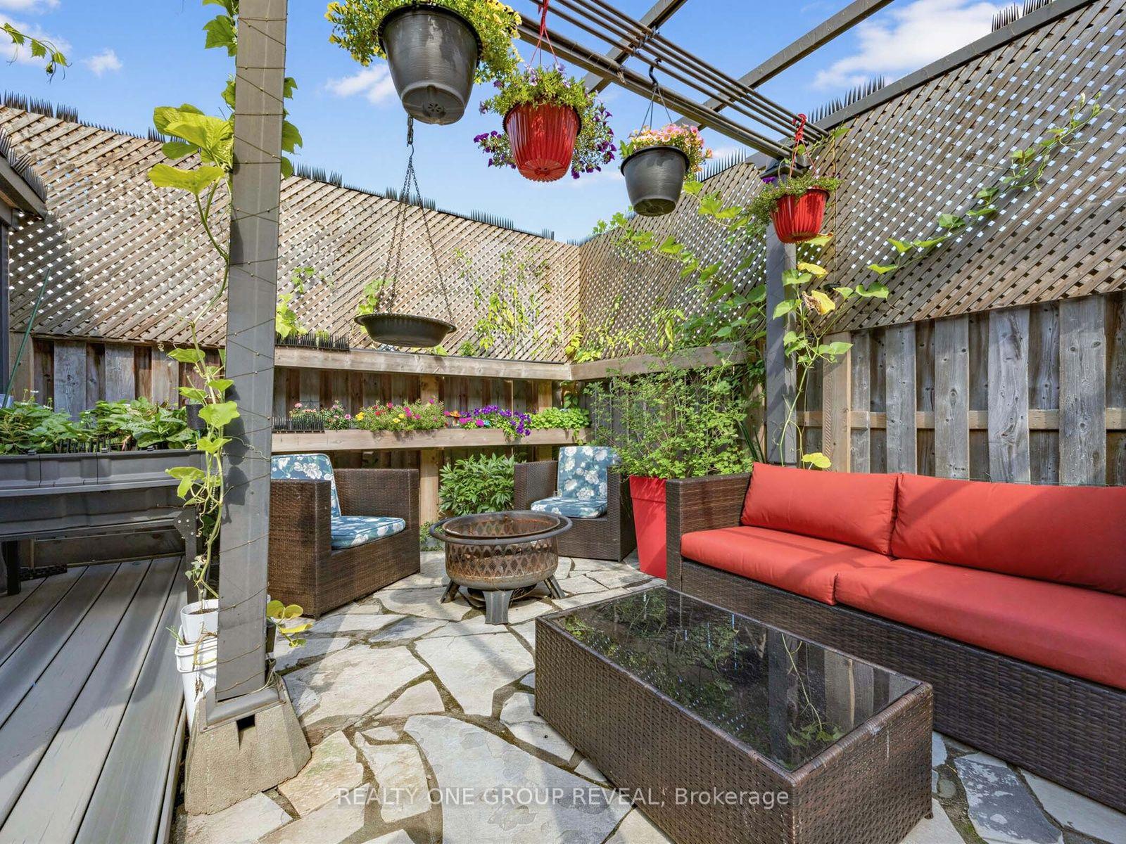 Photo 23 of 6122 Coxswain Crescent, Mississauga, East Credit — HOMEH