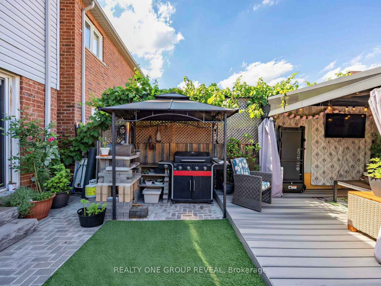 Photo 24 of 6122 Coxswain Crescent, Mississauga, East Credit — HOMEH