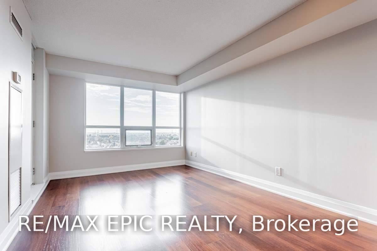 Photo 2 of Unit 810, 30 North Park Road, Vaughan, Beverley Glen — HOMEH