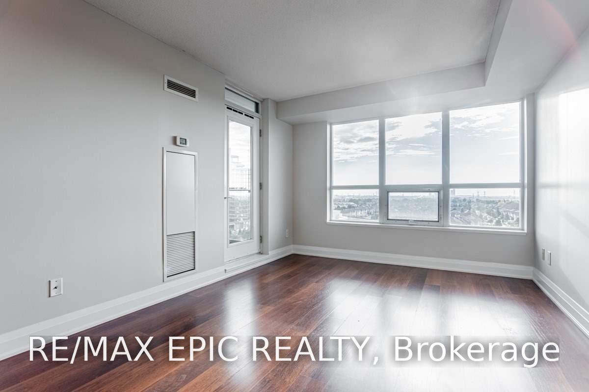 Photo 3 of Unit 810, 30 North Park Road, Vaughan, Beverley Glen — HOMEH