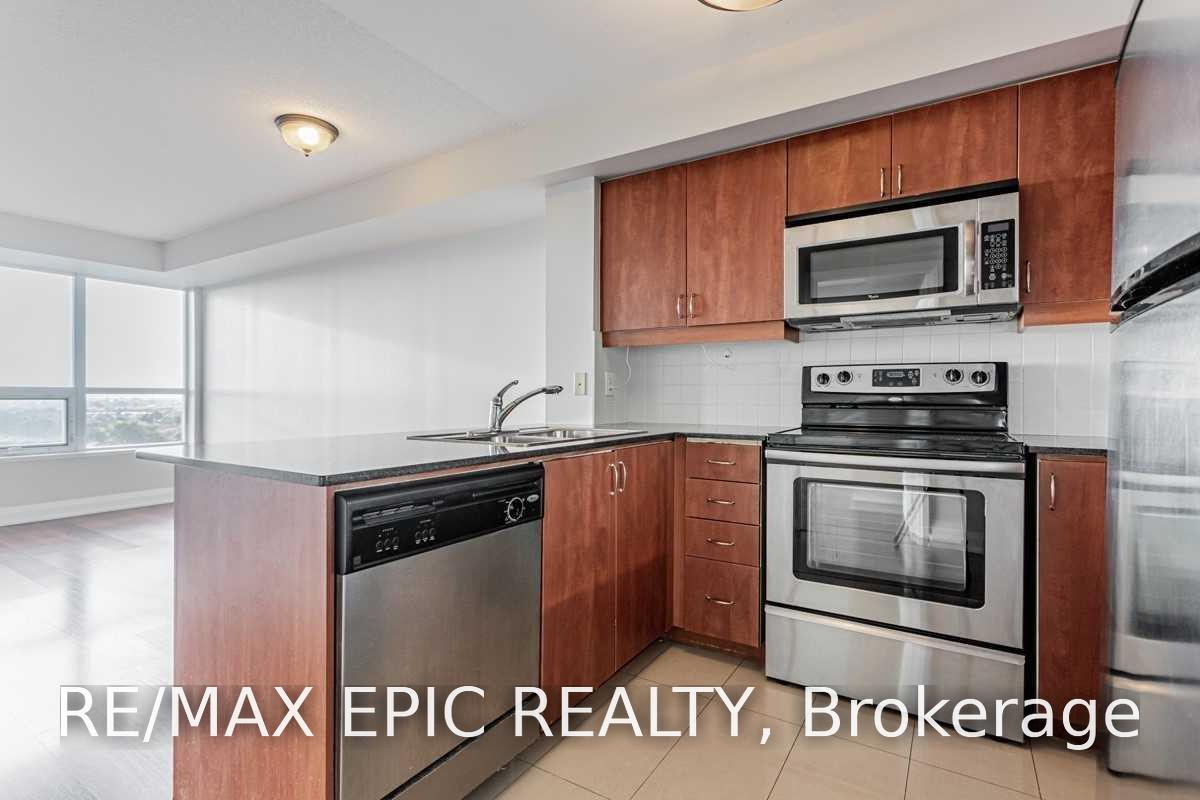 Photo 5 of Unit 810, 30 North Park Road, Vaughan, Beverley Glen — HOMEH